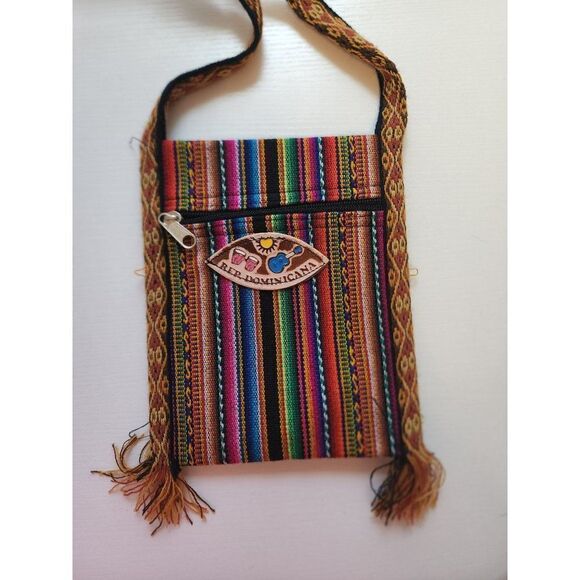 Small Handmade Dominican purse - Picture 1 of 6